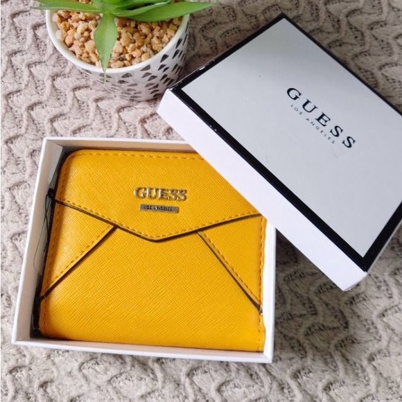 GUESS Mango Zip Around Wallet - Picture 1 of 3